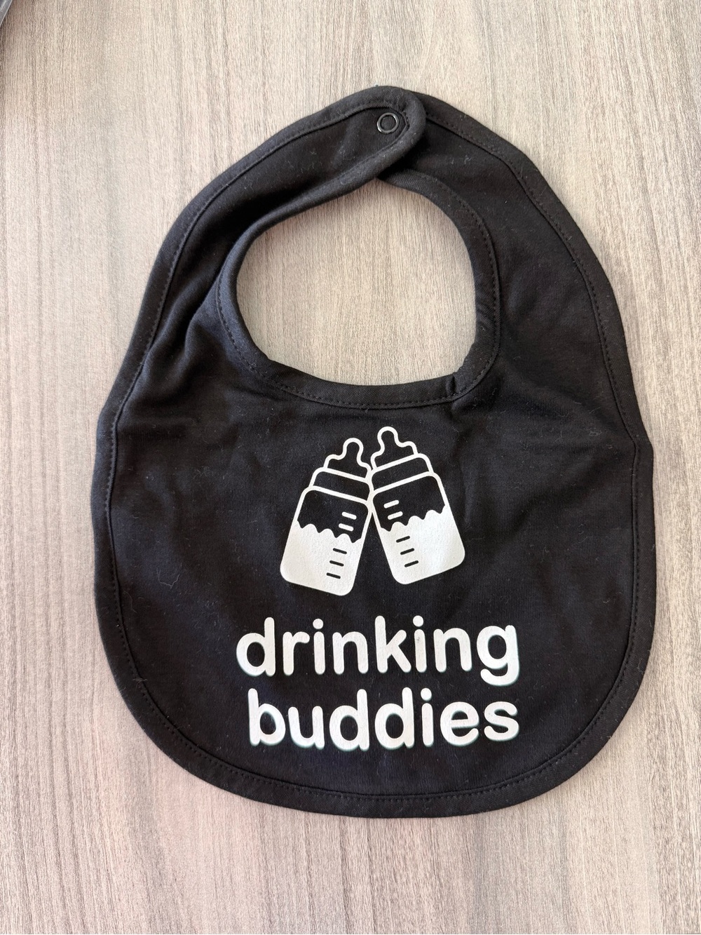 Black "Drinking Buddies" Baby Bib - Unbranded